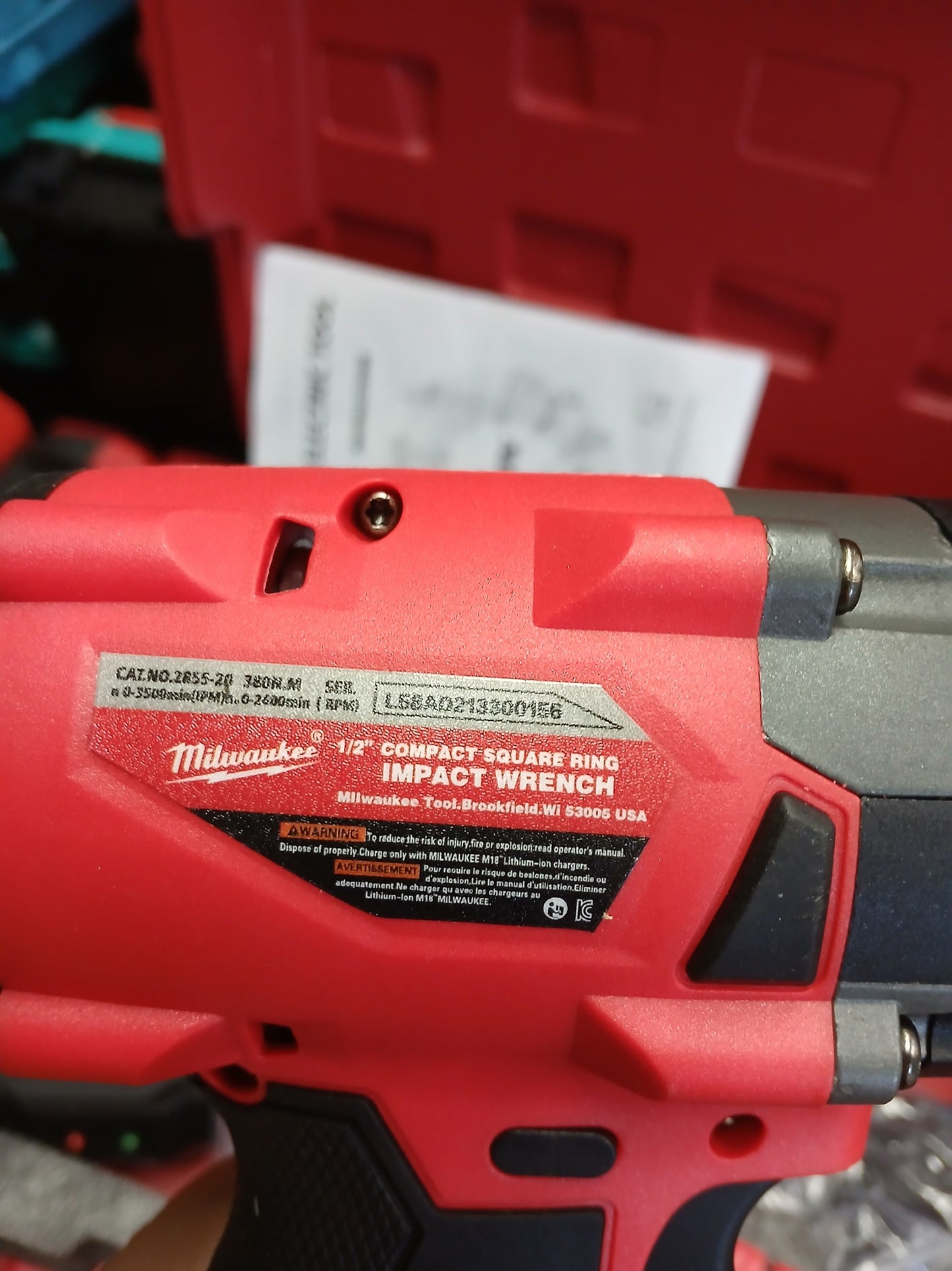 Milwaukee 2u1 Aku Set – Odvijač i Brusilica + 2 Baterije 128V / 5.0Ah