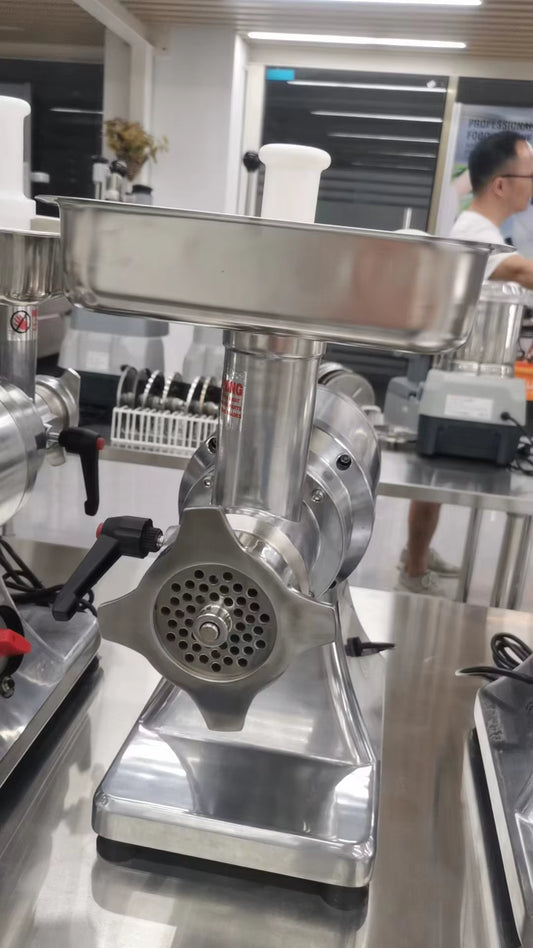 PROFESIONALNA MAŠINA ZA MLJEVENJE MESA – Automatska Mješalica za meso