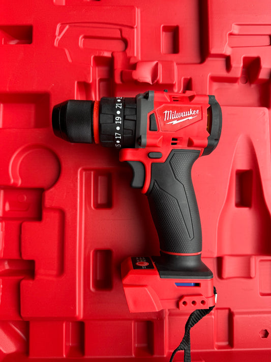 MILWAUKEE 4-u-1 AKU SET