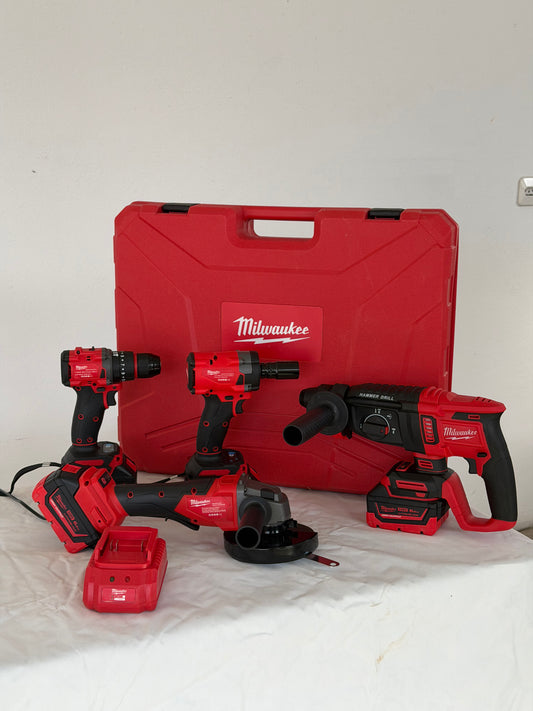 MILWAUKEE 4-u-1 AKU SET